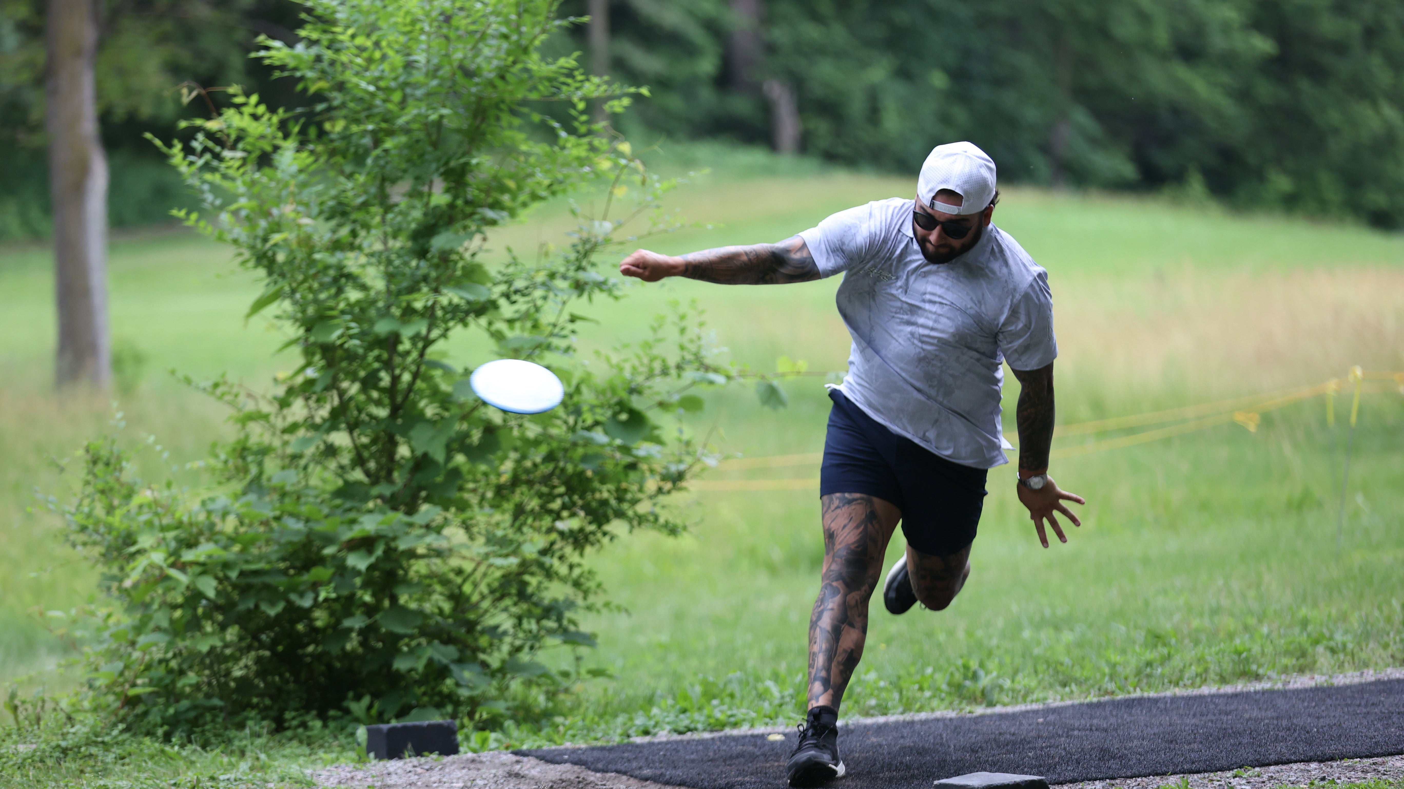 Conquering Heavy Wind: The Best Disc Golf Discs for Windy Conditions