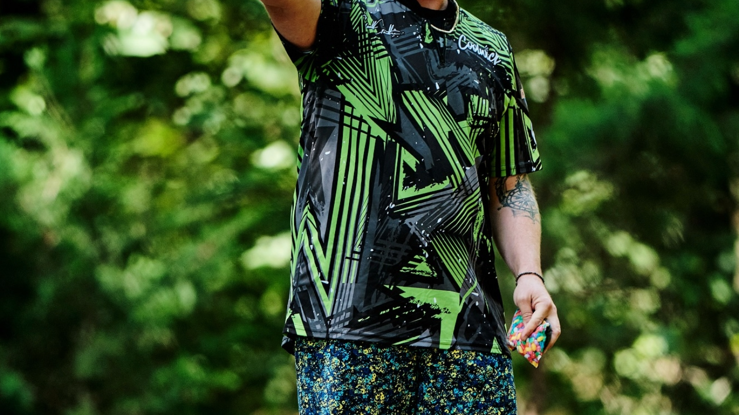 How Wind Affects Disc Golf (Headwind, Tailwind, Crosswind)