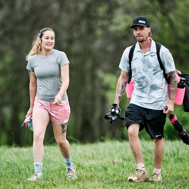 Revolution Mini Deluxe V3 Disc Golf Bag - Brilliant Rose - Gotta Go Gotta Throw