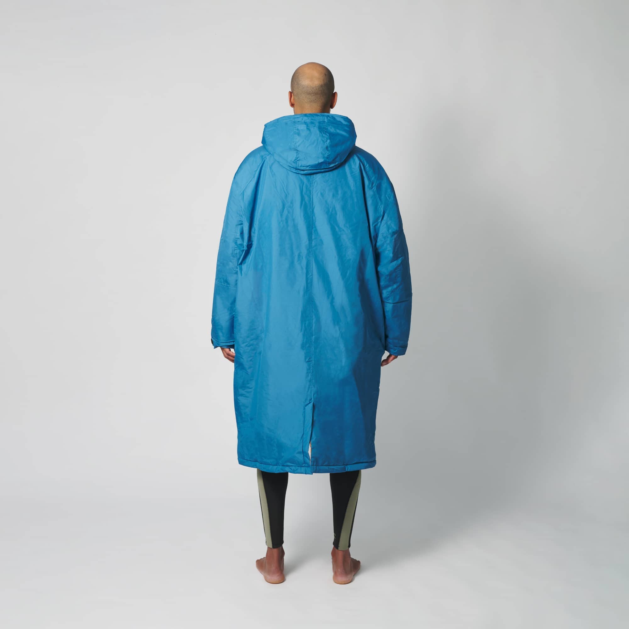 VOITED 2nd Edition Outdoor Changing Robe & Drycoat for Surfing, Camping, Vanlife & Wild Swimming - Blue Steel