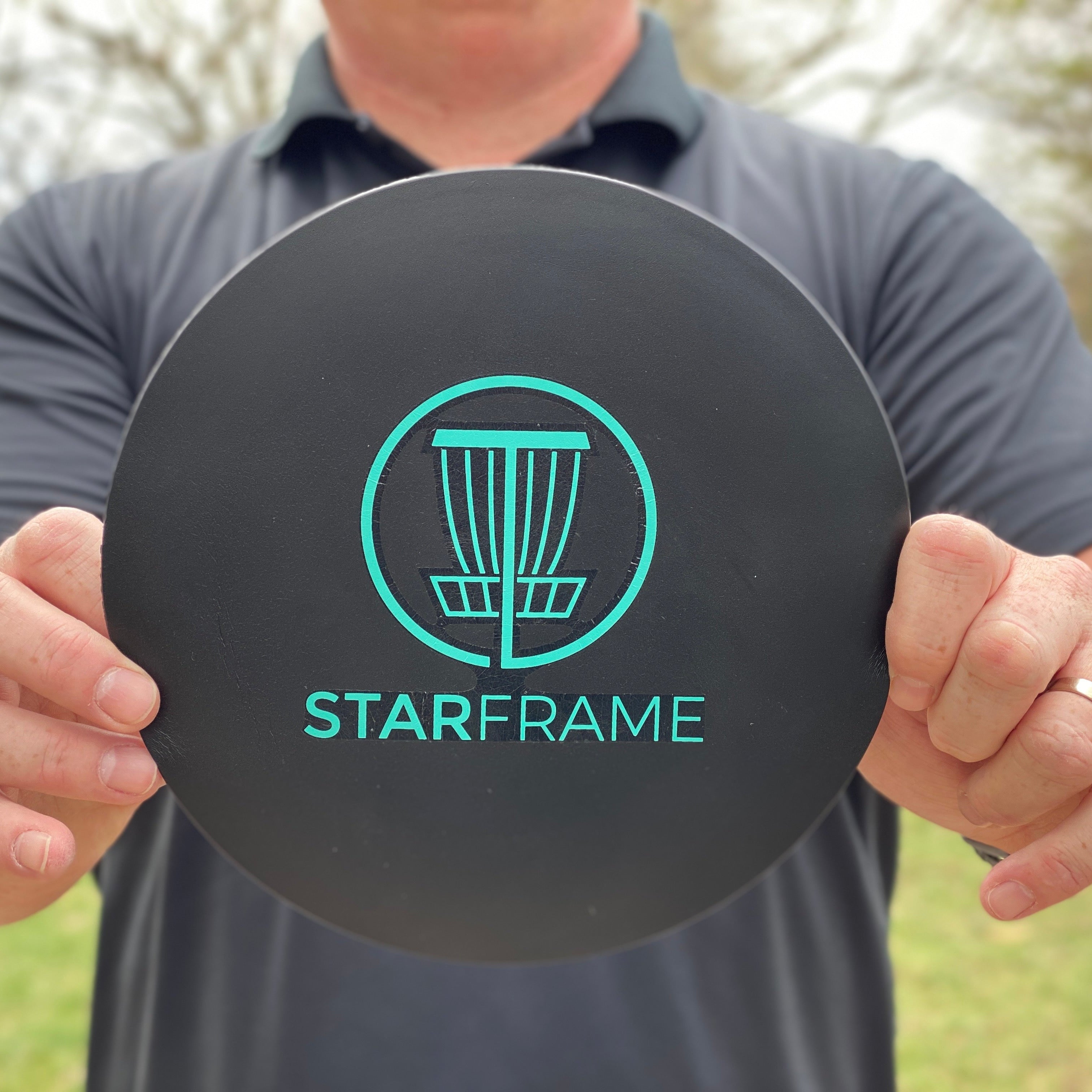Flying Disc Golf Knee Pad Squish - Gotta Go Gotta Throw