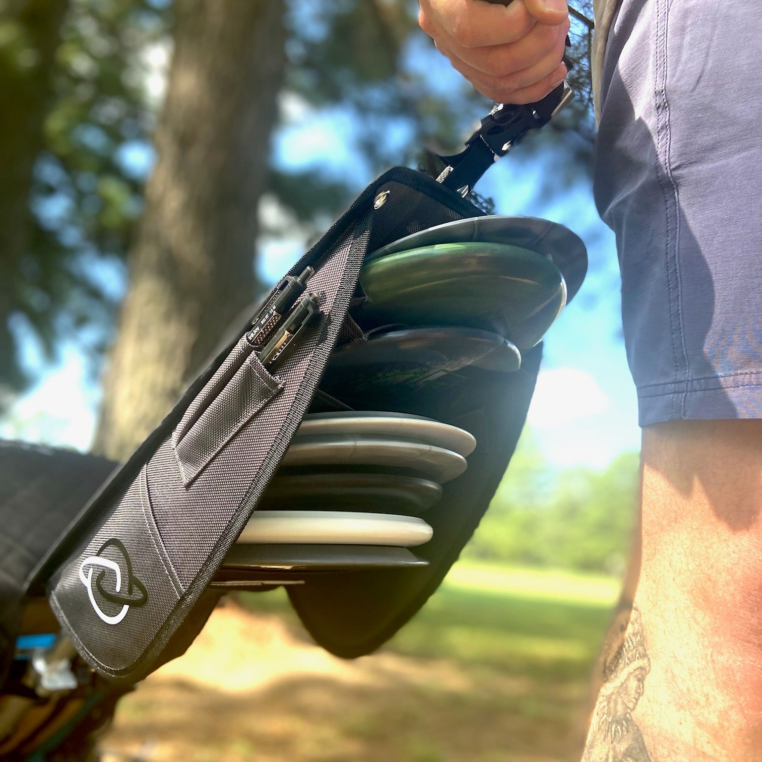 DISCOLOGY Putter Pouch | 8 Disc Capacity | Disc Golf Cart Putter Pouch | Velcro Patch for Customization | Disc Golf Accessories - Gotta Go Gotta Throw