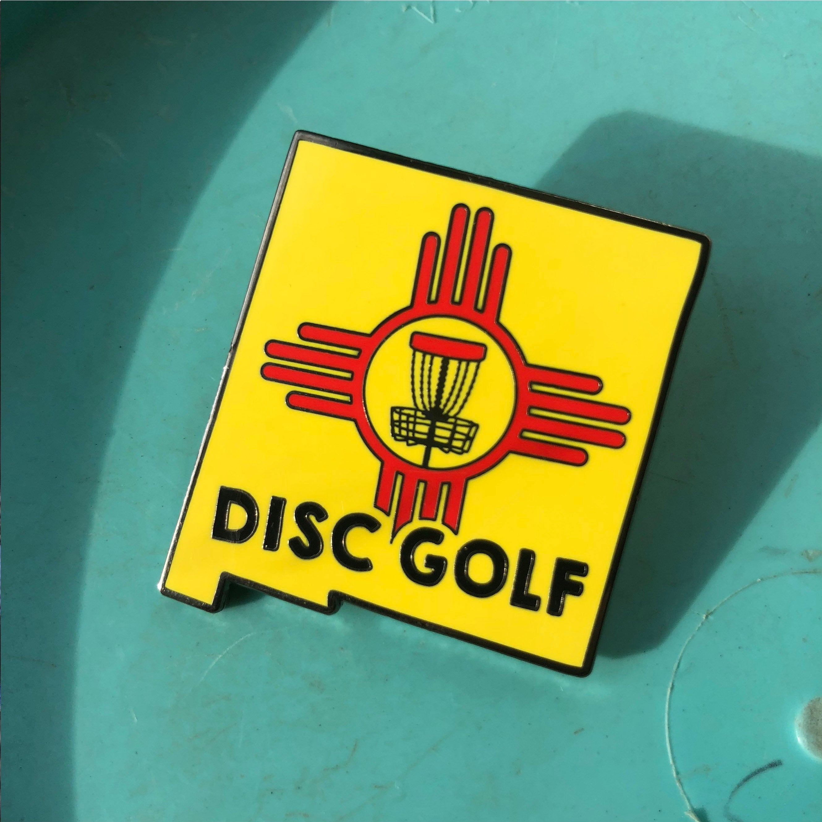 New Mexico State Disc Golf Pin - Gotta Go Gotta Throw