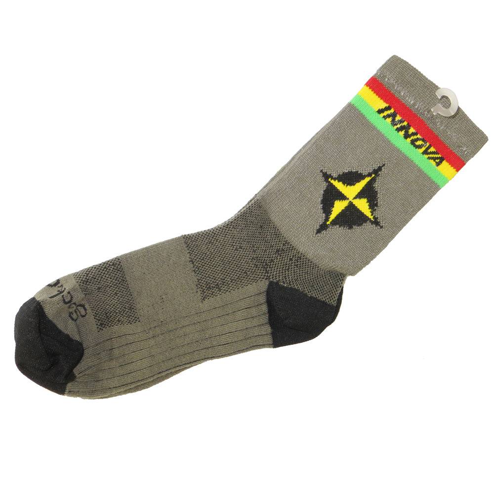 Innova Apparel Standard (Men's 7-13, Women's 8.5+) / Gray / Rasta Innova Star Performance Disc Golf Socks