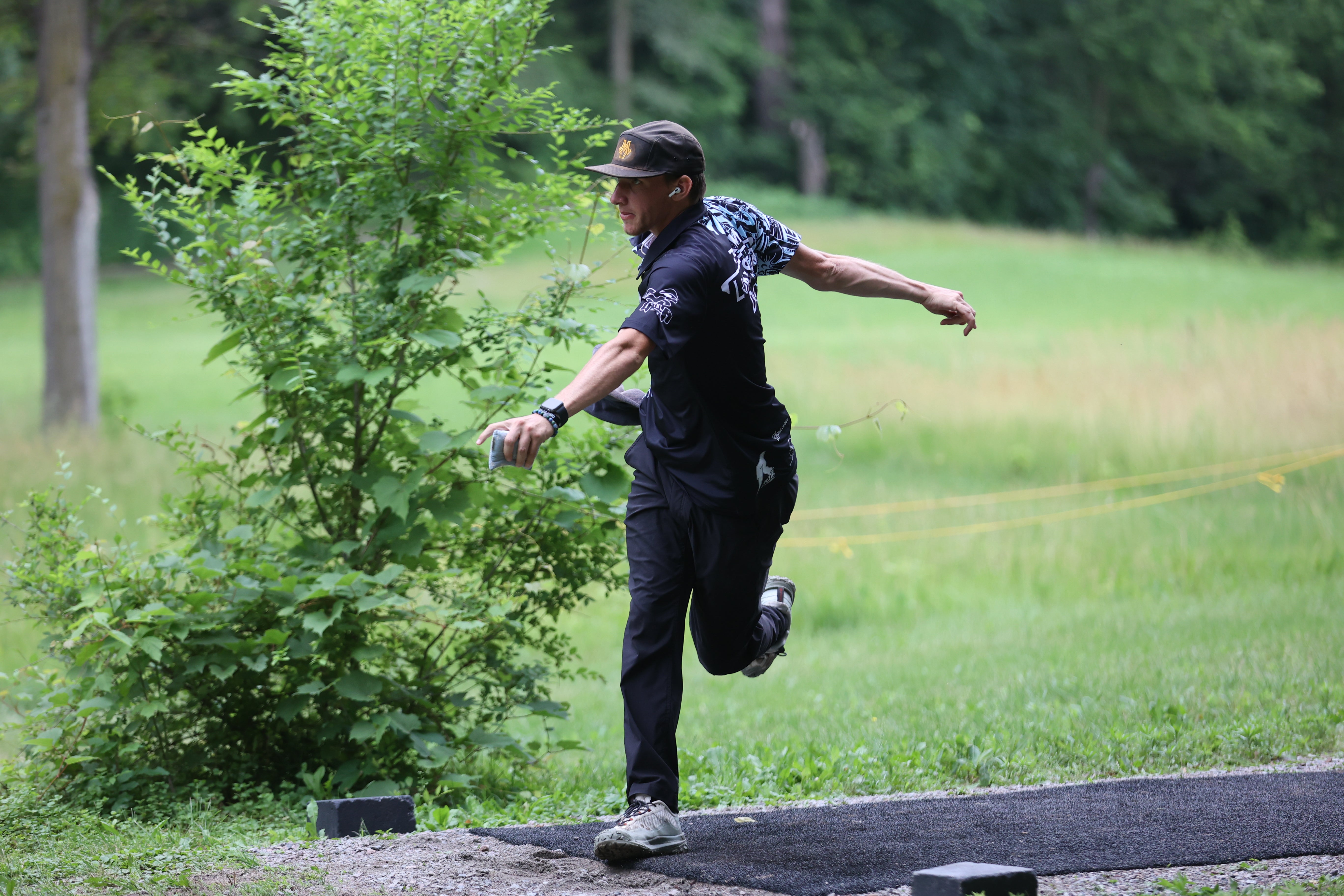 Why Disc Weight Matters in Disc Golf (And How to Choose the Right One)